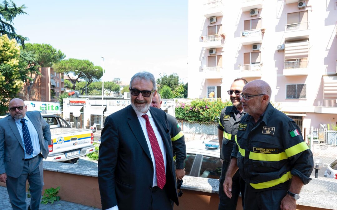 Regione Lazio, campagna estiva antincendi boschivi: 4mila volontari, 700 mezzi e una nuova flotta di elicotteri