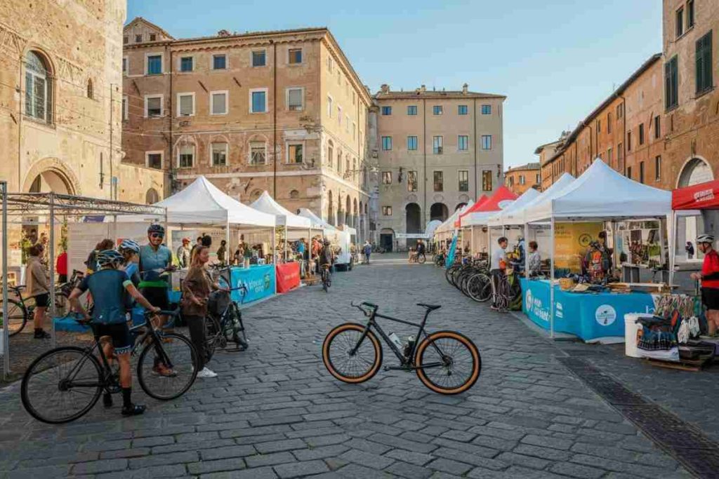CICLOTURISMO POSSIBILE RISORSA DEL LAZIO